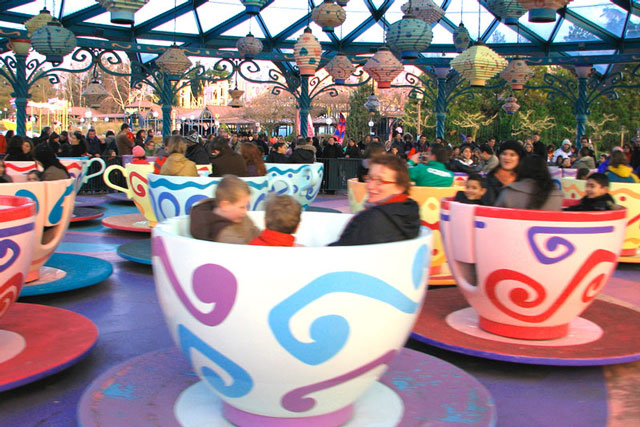 Disneyland Paris mad hatters tea cups