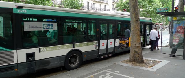 Autobuses en París